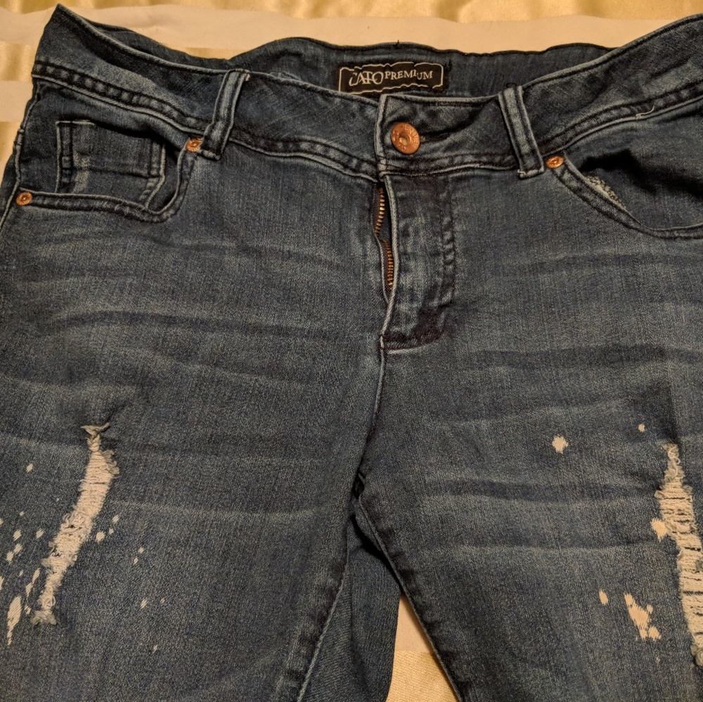 Distressed Jeans